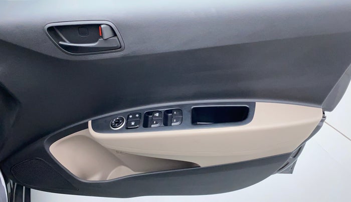 2019 Hyundai Xcent S 1.2, Petrol, Manual, 10,014 km, Driver Side Door Panels Controls