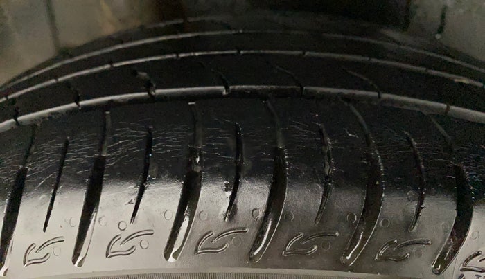 2021 Maruti Vitara Brezza VXI AT SHVS, Petrol, Automatic, 18,249 km, Right Rear Tyre Tread