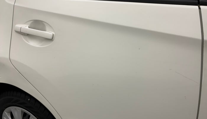 2014 Honda Brio S MT, Petrol, Manual, 23,624 km, Right rear door - Slightly rusted