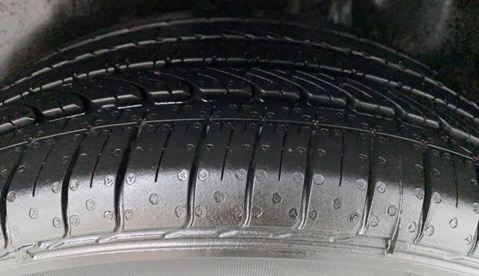 2018 Volkswagen Ameo HIGHLINE PLUS DSG 1.5, Diesel, Automatic, 82,018 km, Left Rear Tyre Tread