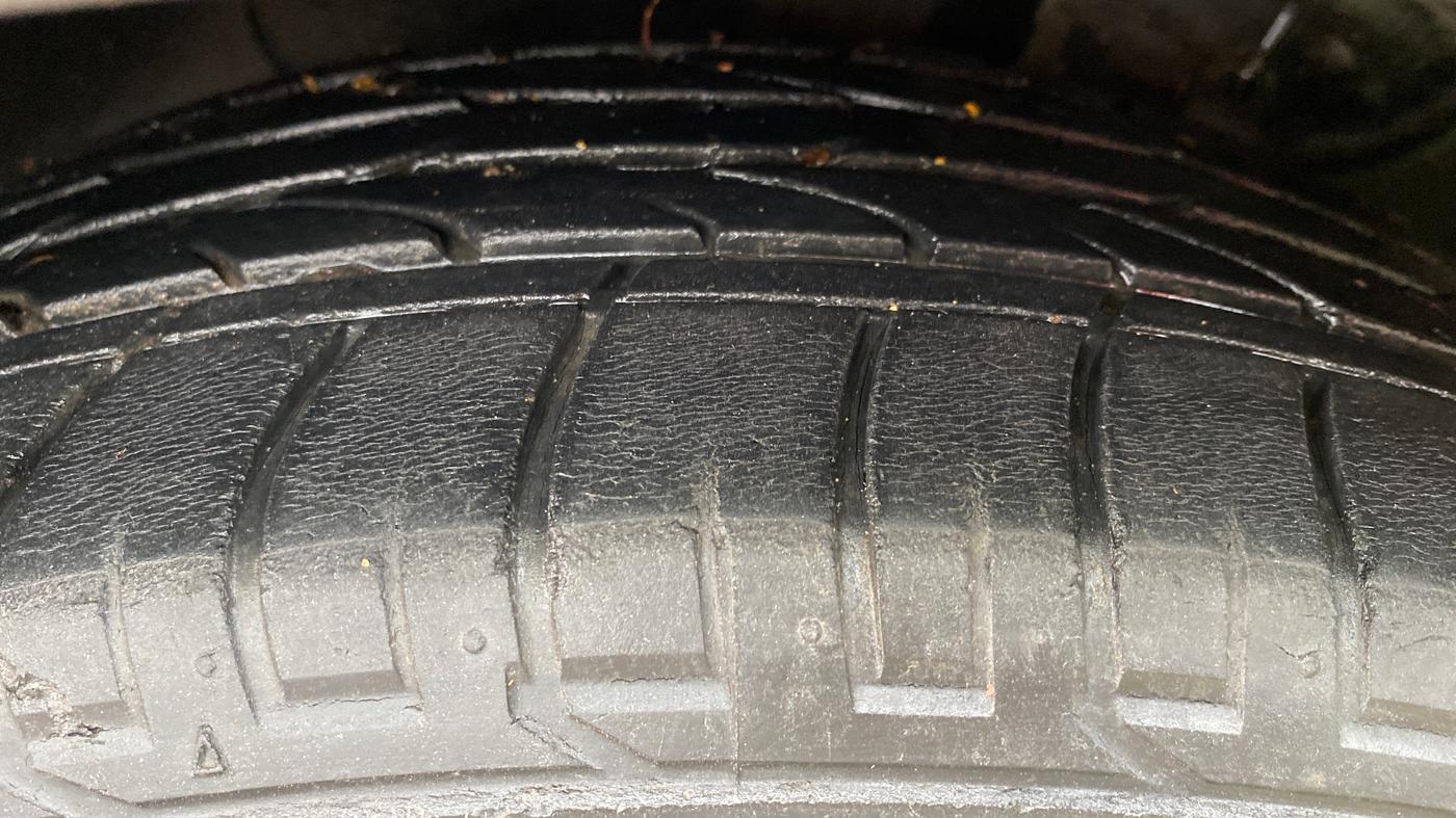 2016 Hyundai Creta SX PLUS AT 1.6 PETROL, Petrol, Automatic, 59,433 km, Left Front Tyre Tread