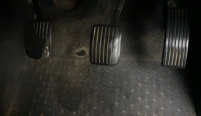 2015 Hyundai Grand i10 SPORTZ 1.2 KAPPA VTVT, Petrol, Manual, 1,01,302 km, Pedals