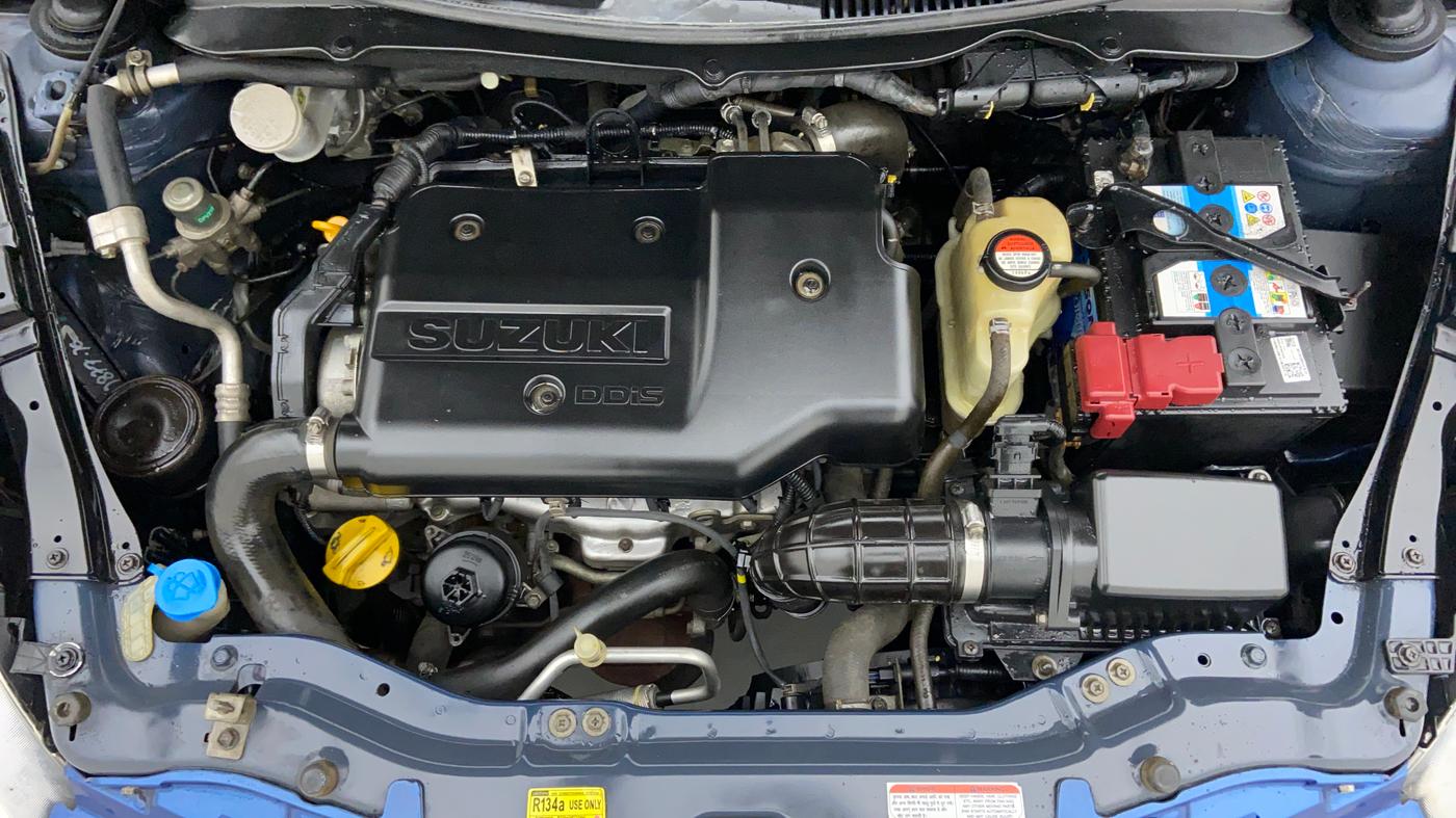 2013 Maruti Swift VDI, Diesel, Manual, 67,026 km, Open Bonet