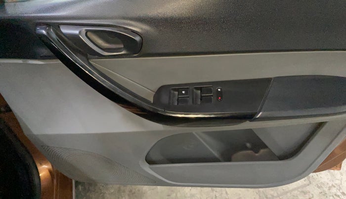 2018 Tata TIGOR XM PETROL, Petrol, Manual, 67,345 km, Driver Side Door Panels Control