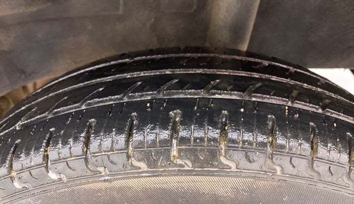 2019 Datsun Redi Go S, Petrol, Manual, 29,754 km, Left Rear Tyre Tread