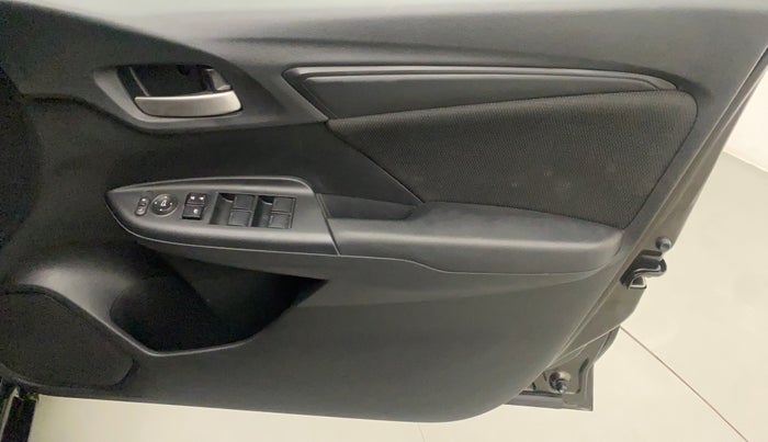 2019 Honda WR-V 1.2L I-VTEC S MT, Petrol, Manual, 14,144 km, Driver Side Door Panels Control