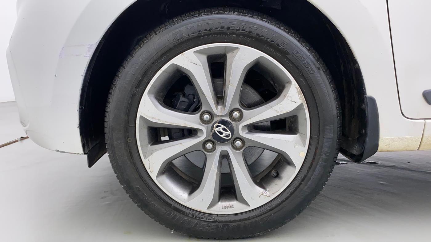 2018 Hyundai Xcent SX 1.2 (O), Petrol, Manual, 12,880 km, Left Front Wheel