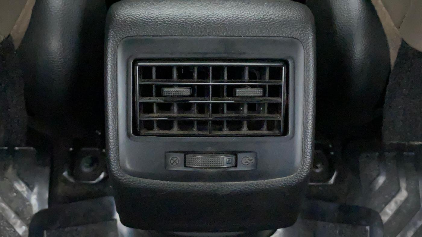 2018 Hyundai Xcent SX 1.2 (O), Petrol, Manual, 12,880 km, Rear AC Vents