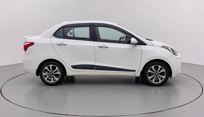 2018 Hyundai Xcent SX 1.2 (O), Petrol, Manual, 12,880 km, Right Side View