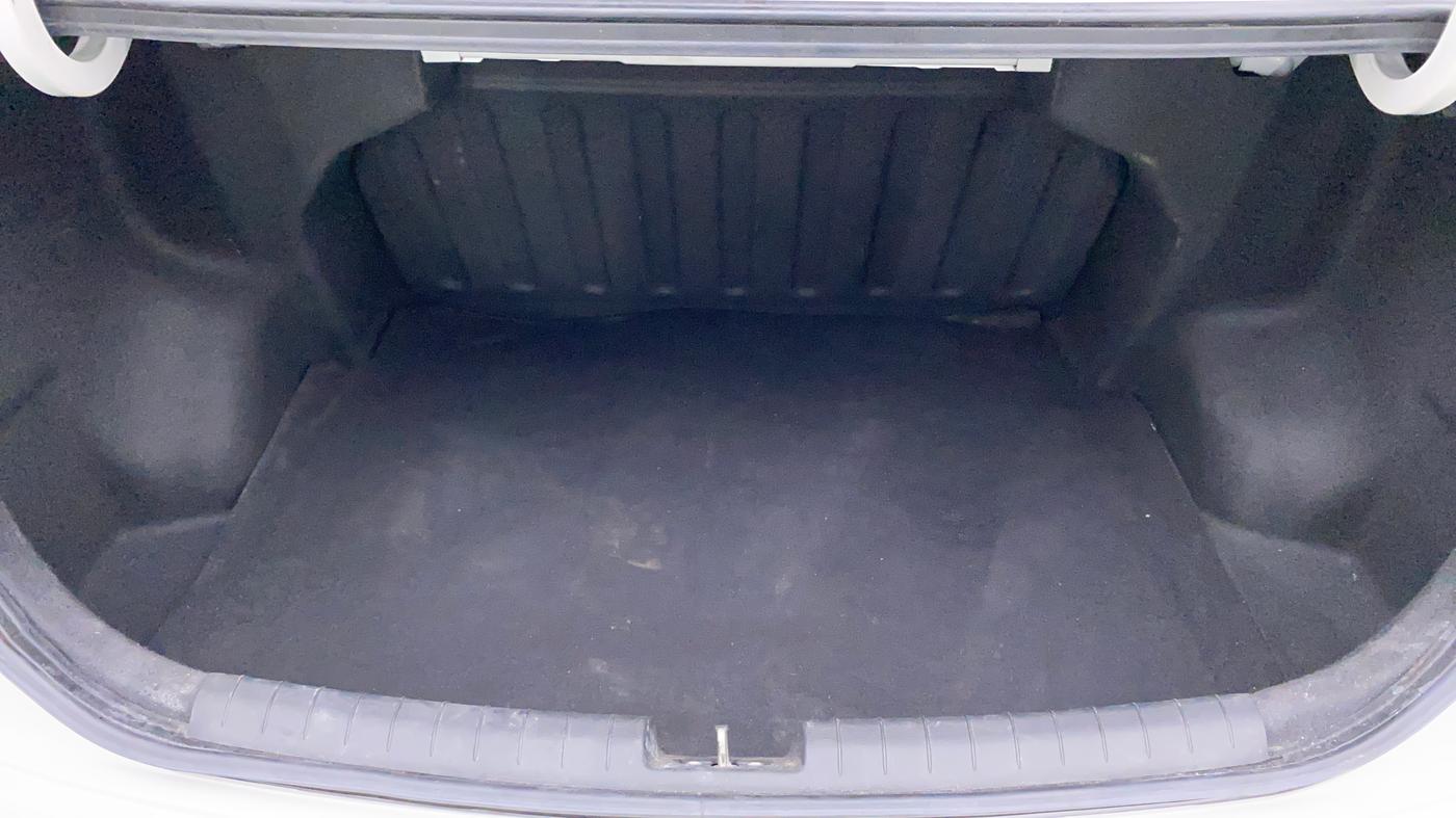 2018 Hyundai Xcent SX 1.2 (O), Petrol, Manual, 12,880 km, Boot Inside