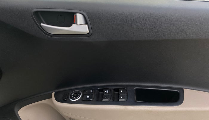 2015 Hyundai Xcent S 1.2, Petrol, Manual, 96,897 km, Driver Side Door Panels Control