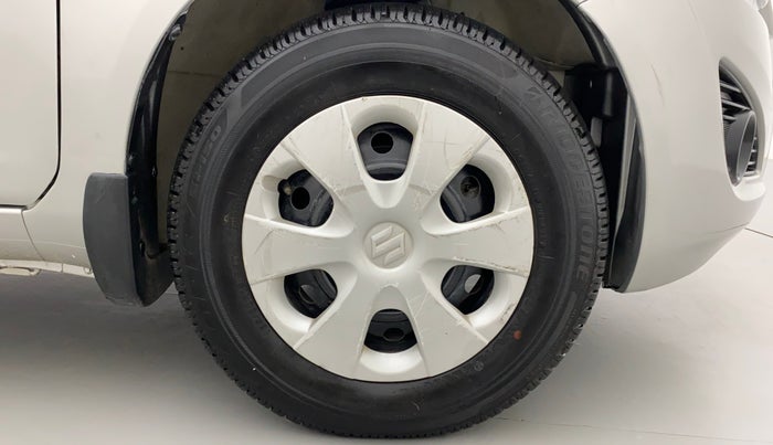 2012 Maruti Ritz VXI, Petrol, Manual, 54,241 km, Right Front Wheel