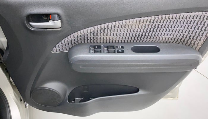 2012 Maruti Ritz VXI, Petrol, Manual, 54,241 km, Driver Side Door Panels Control
