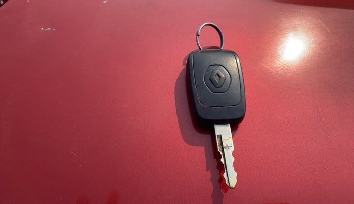 2016 Renault Kwid RXL, Petrol, Manual, 37,435 km, Key Close Up