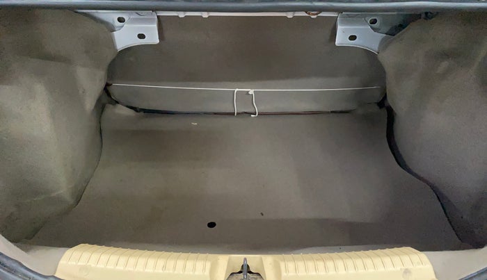 2017 Ford Figo Aspire TITANIUM 1.2 PETROL, Petrol, Manual, 52,248 km, Boot Inside