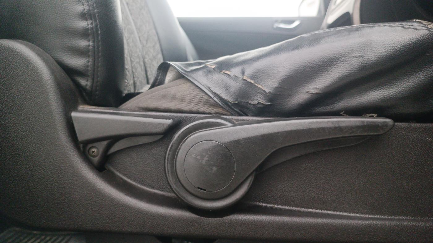 2015 Tata Bolt XT REVOTRON, Petrol, Manual, 82,209 km, Driver Side Adjustment Panel
