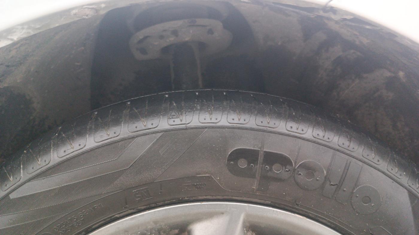 2015 Tata Bolt XT REVOTRON, Petrol, Manual, 82,209 km, Right Front Tyre Tread
