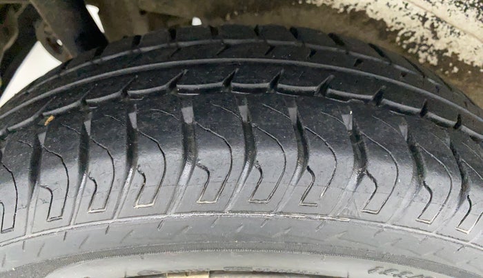 2018 Maruti Wagon R 1.0 VXI AMT, Petrol, Automatic, 14,995 km, Right Rear Tyre Tread