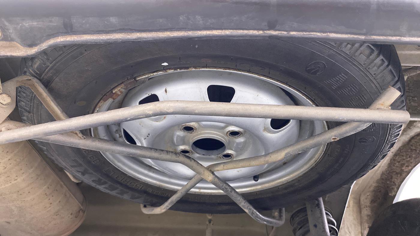 2018 Maruti Eeco 7 STR, Petrol, Manual, 40,289 km, Spare Tyre