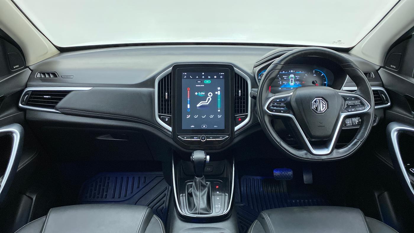 2020 MG HECTOR SHARP DCT PETROL, Petrol, Automatic, 29,101 km, Dashboard