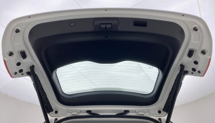 2020 MG HECTOR SHARP DCT PETROL, Petrol, Automatic, 29,101 km, Boot Door Open