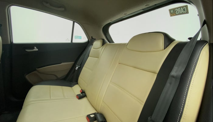 2014 Hyundai Grand i10 SPORTZ AT 1.2 KAPPA VTVT, Petrol, Automatic, 86,050 km, Right Side Rear Door Cabin