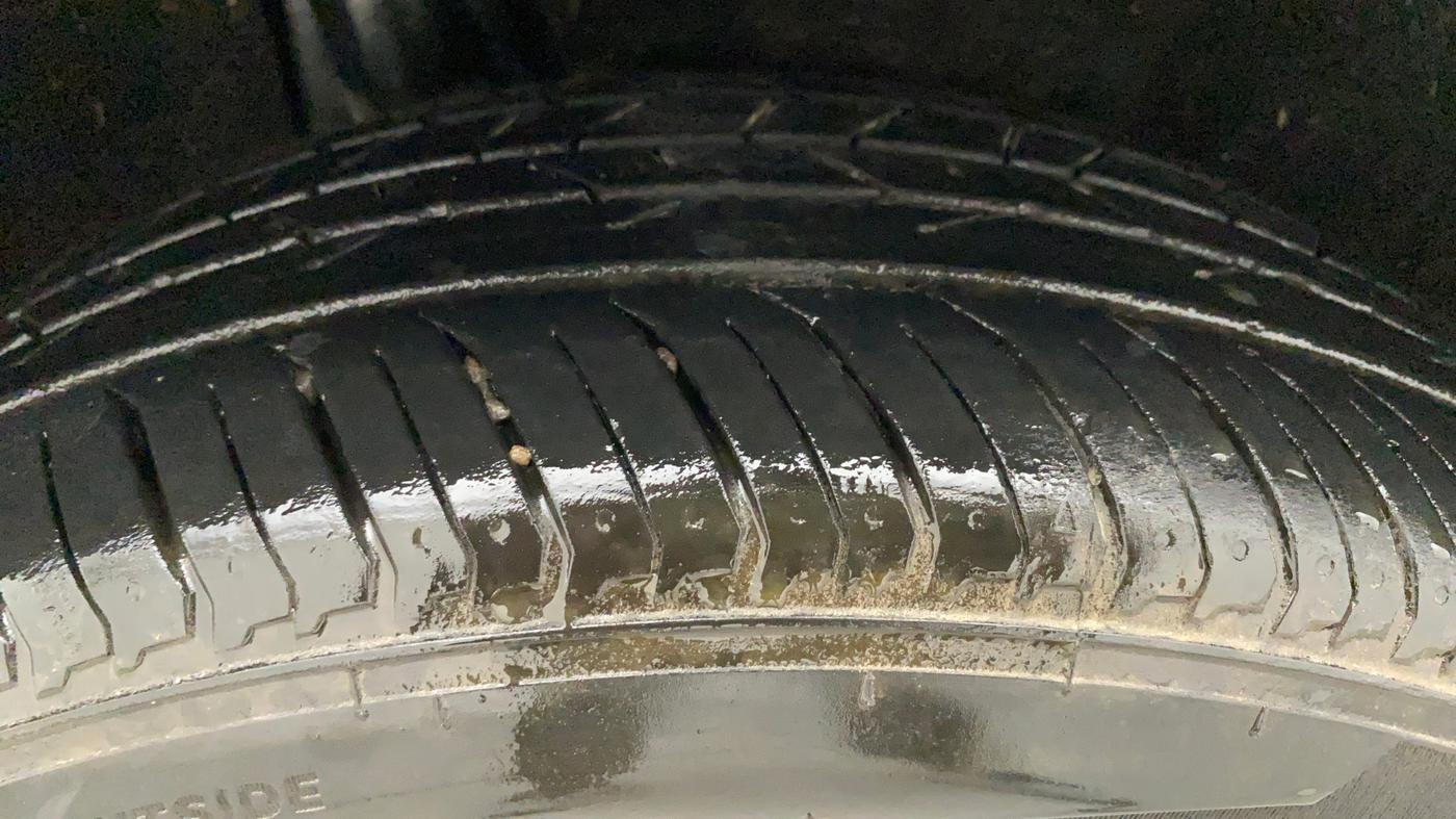2019 Maruti Baleno DELTA PETROL 1.2, Petrol, Manual, 89,185 km, Right Rear Tyre Tread