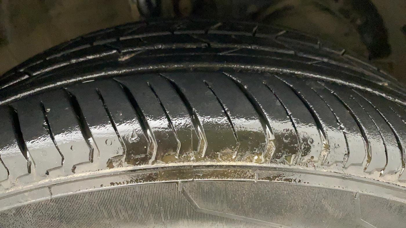 2019 Maruti Baleno DELTA PETROL 1.2, Petrol, Manual, 89,185 km, Right Front Tyre Tread