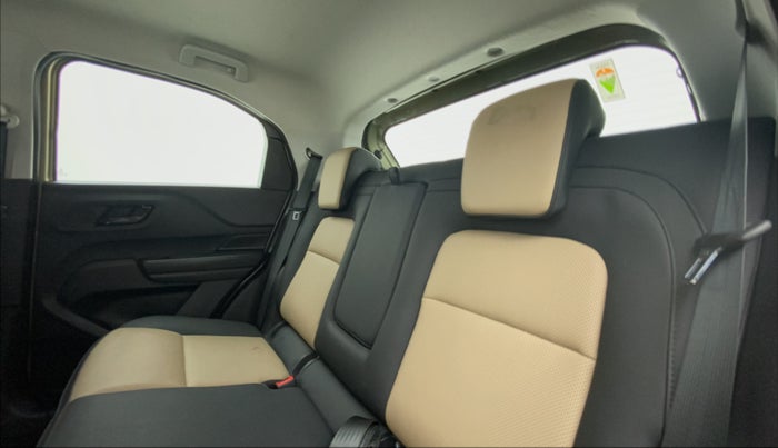 2022 Tata PUNCH CREATIVE 1.2 AMT KAZIRANGA EDITION , Petrol, Automatic, 10,340 km, Right Side Rear Door Cabin