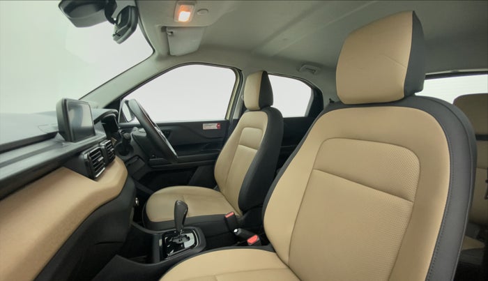 2022 Tata PUNCH CREATIVE 1.2 AMT KAZIRANGA EDITION , Petrol, Automatic, 10,340 km, Right Side Front Door Cabin