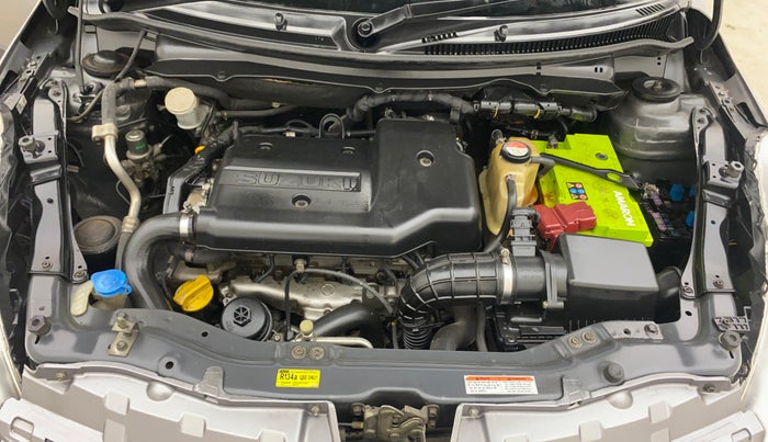 2014 Maruti Swift VDI, Diesel, Manual, 1,35,287 km, Engine View