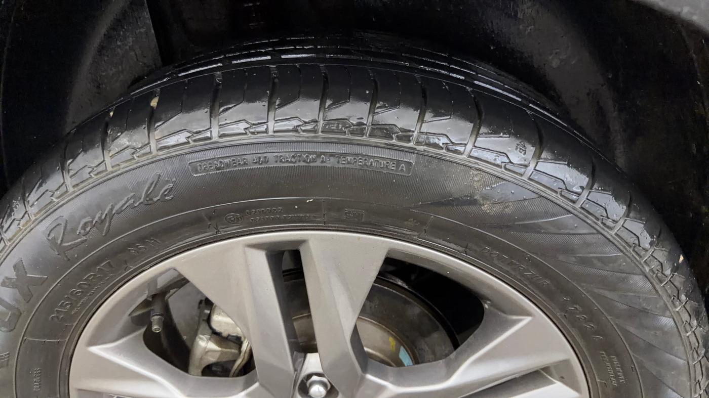 2022 KIA SELTOS HTX IVT 1.5 PETROL, Petrol, Automatic, 33,516 km, Right Rear Tyre Tread