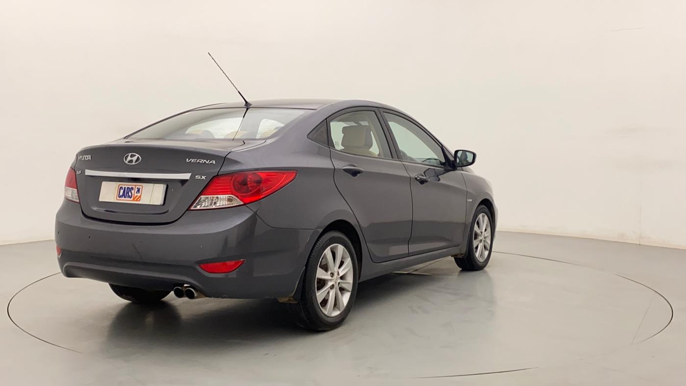 2012 Hyundai Verna FLUIDIC 1.6 CRDI SX, Diesel, Manual, 1,06,243 km, Right Back Diagonal