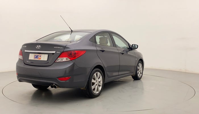 2012 Hyundai Verna FLUIDIC 1.6 CRDI SX, Diesel, Manual, 1,06,243 km, Right Back Diagonal