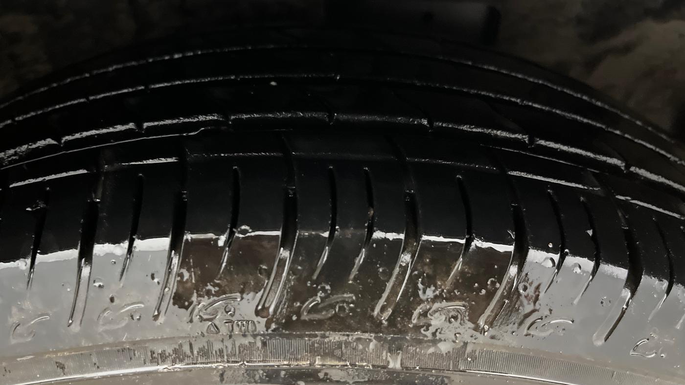 2019 Ford Ecosport TITANIUM 1.5L PETROL, Petrol, Manual, 72,275 km, Right Front Tyre Tread