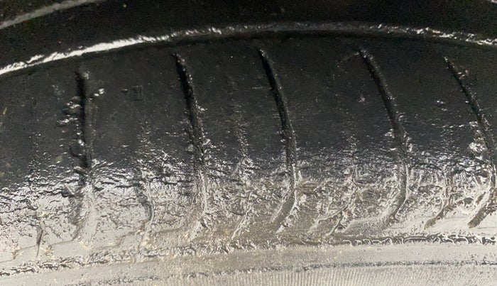 2021 Hyundai NEW I20 ASTA 1.2 MT, Petrol, Manual, 47,875 km, Left Front Tyre Tread