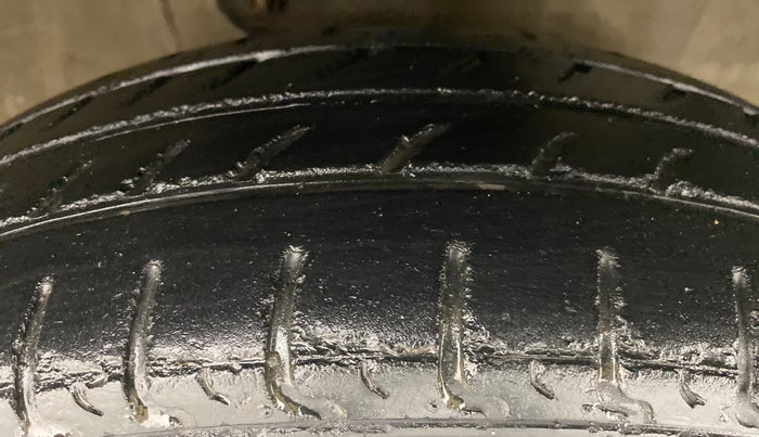 2012 Maruti A Star VXI ABS AT, Petrol, Automatic, 25,337 km, Right Front Tyre Tread