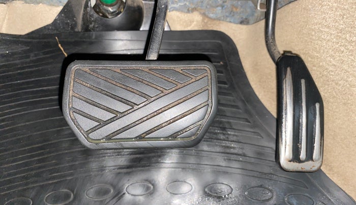 2012 Maruti A Star VXI ABS AT, Petrol, Automatic, 25,337 km, Pedals