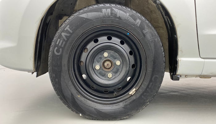 2012 Maruti A Star VXI ABS AT, Petrol, Automatic, 25,337 km, Left Front Wheel