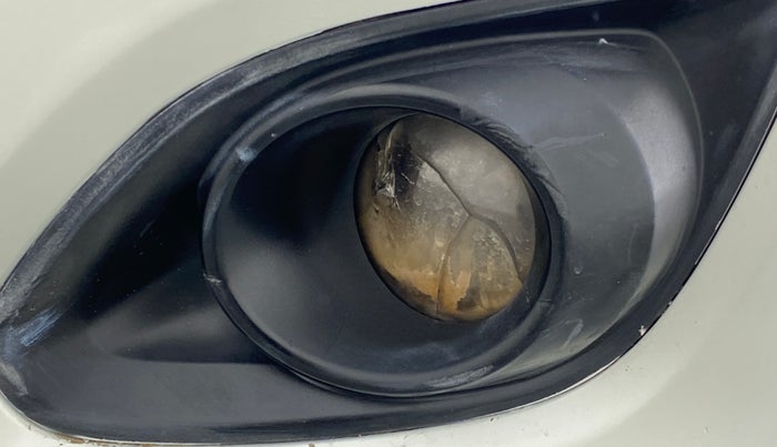 2013 Maruti Swift Dzire VXI, Petrol, Manual, 67,902 km, Left fog light - Minor damage