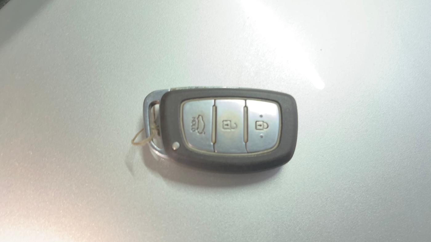 2014 Hyundai Grand i10 SPORTZ 1.2 KAPPA VTVT, Petrol, Manual, 48,672 km, Key Close Up