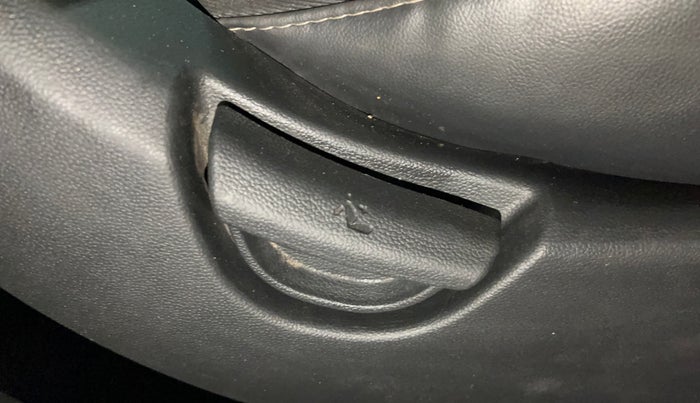 2014 Hyundai Grand i10 SPORTZ 1.2 KAPPA VTVT, Petrol, Manual, 48,162 km, Driver Side Adjustment Panel