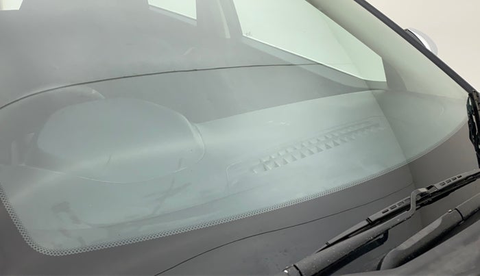 2019 Tata NEXON XM PETROL, Petrol, Manual, 39,278 km, Front windshield - Minor spot on windshield