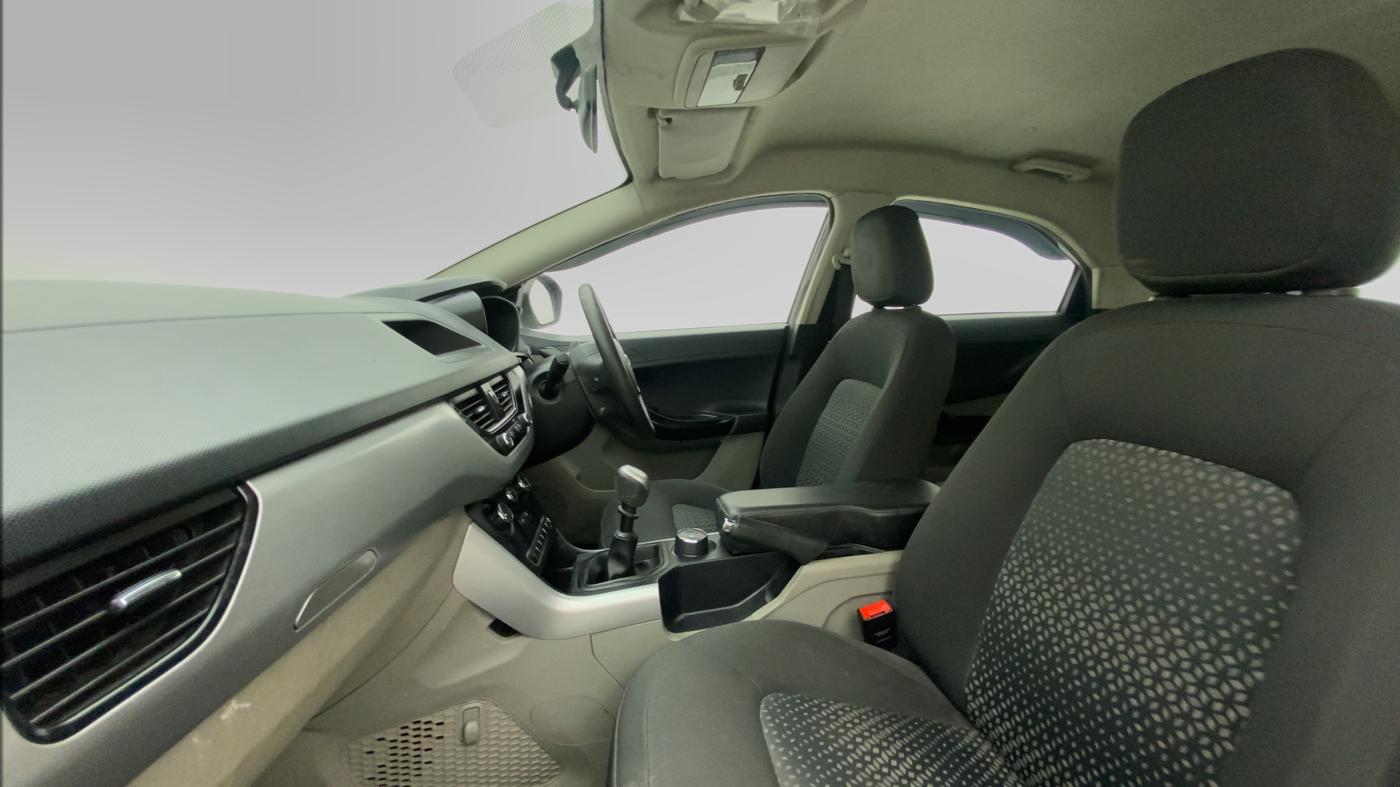2019 Tata NEXON XM PETROL, Petrol, Manual, 39,278 km, Right Side Front Door Cabin