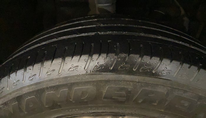 2018 Maruti Vitara Brezza VDI AMT, Diesel, Automatic, 91,205 km, Right Front Tyre Tread