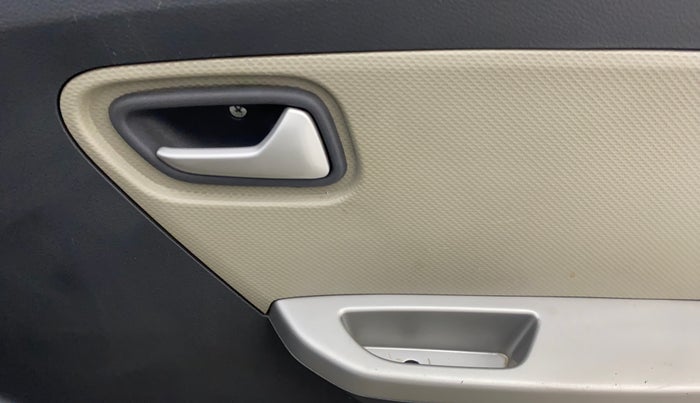 2015 Maruti Alto K10 VXI, Petrol, Manual, 35,164 km, Driver Side Door Panels Control