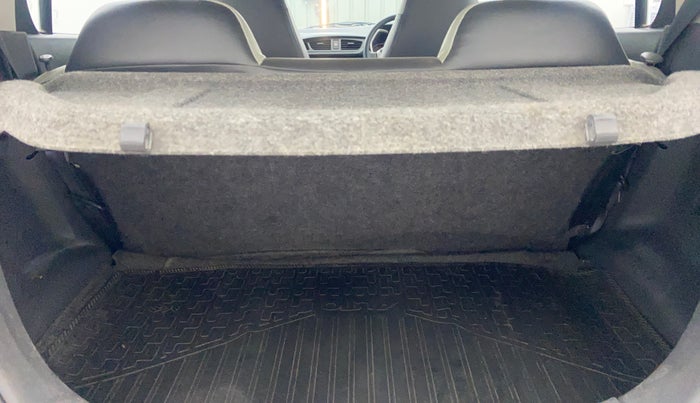 2015 Maruti Alto K10 VXI, Petrol, Manual, 35,164 km, Boot Inside