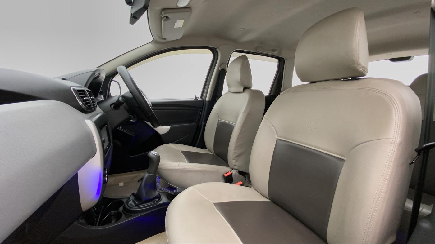 2016 Nissan Terrano XE 85 PS DEISEL, Diesel, Manual, 40,761 km, Right Side Front Door Cabin View