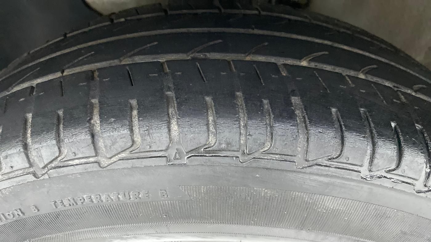 2018 Hyundai Elite i20 SPORTZ 1.2, Petrol, Manual, 31,266 km, Left Front Tyre Tread