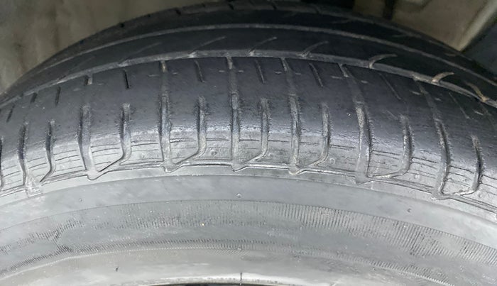 2018 Hyundai Elite i20 SPORTZ 1.2, Petrol, Manual, 31,266 km, Right Front Tyre Tread